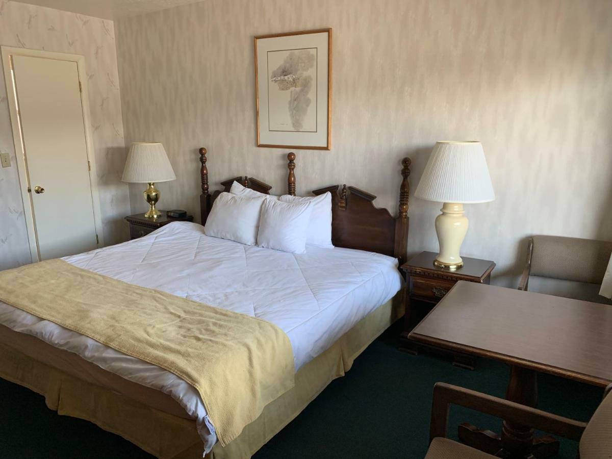 New Western Motel Пангитч Экстерьер фото